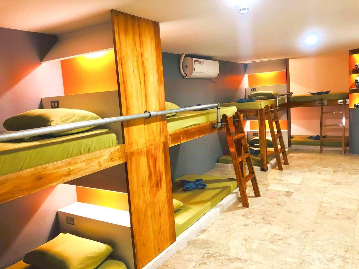 Auberge de jeunesse The Escape San Juan à San Juan  Extérieur photo